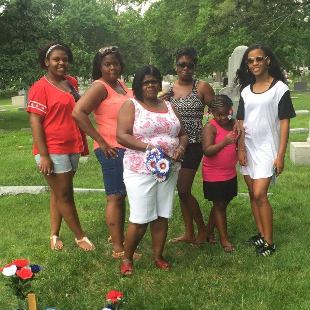 Meet your Posher, Nita